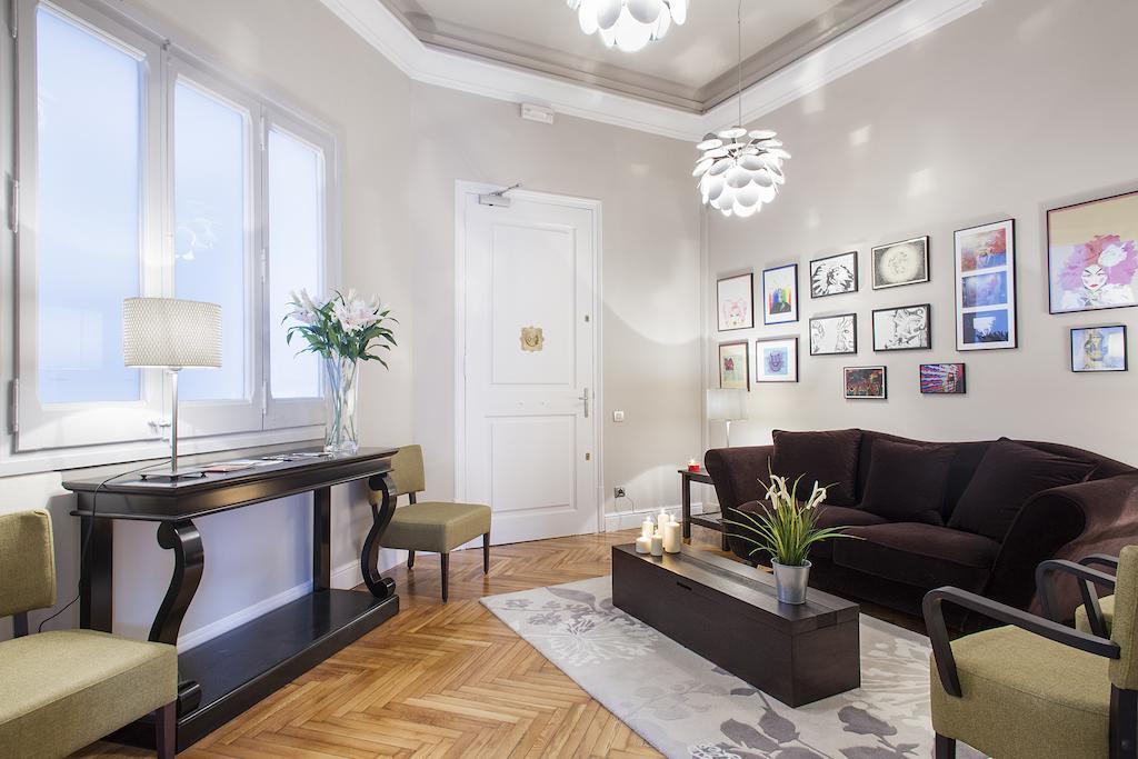 Bachome Gallery B&B Барселона Екстер'єр фото